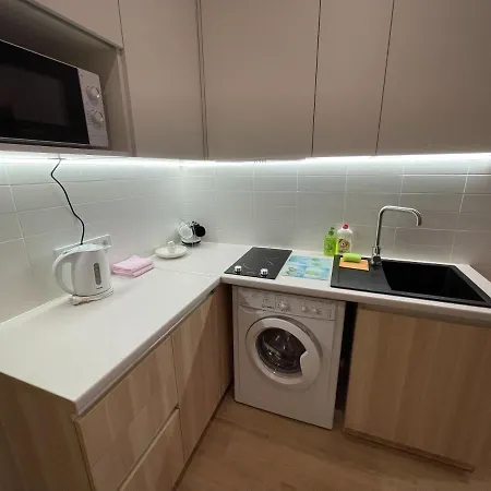 Como Apartment *